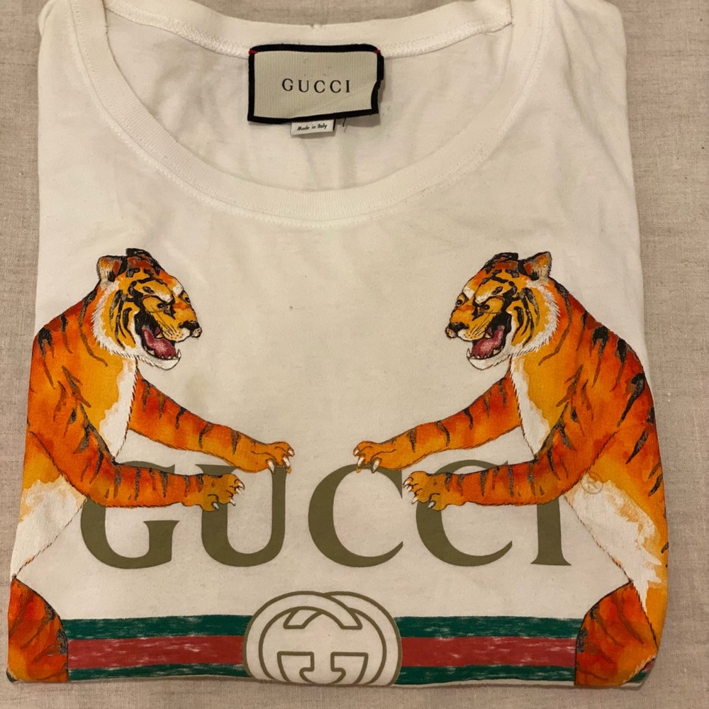 Women’s t-shirt